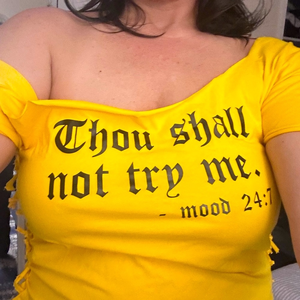 Yellow Graphic Tee - Mood 24:7